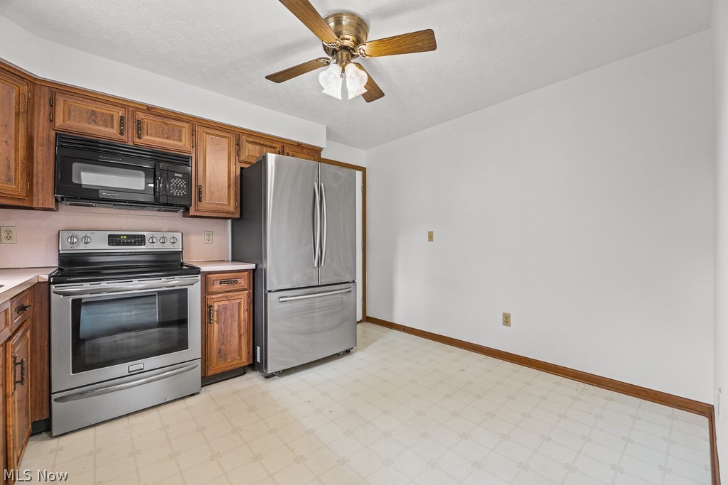 2642 Blake Road Wadsworth OH 44281