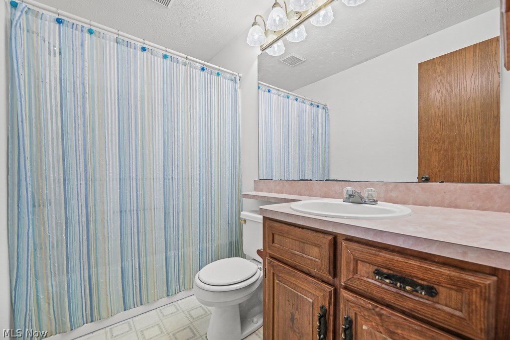 2642 Blake Road Wadsworth OH 44281