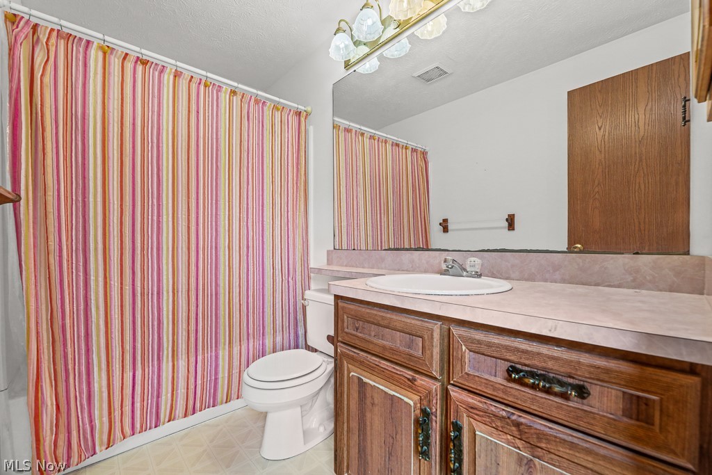 2642 Blake Road Wadsworth OH 44281