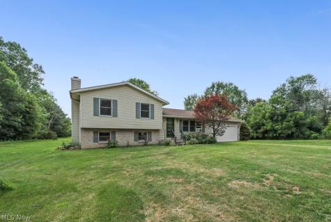 2642 Blake Road Wadsworth OH 44281