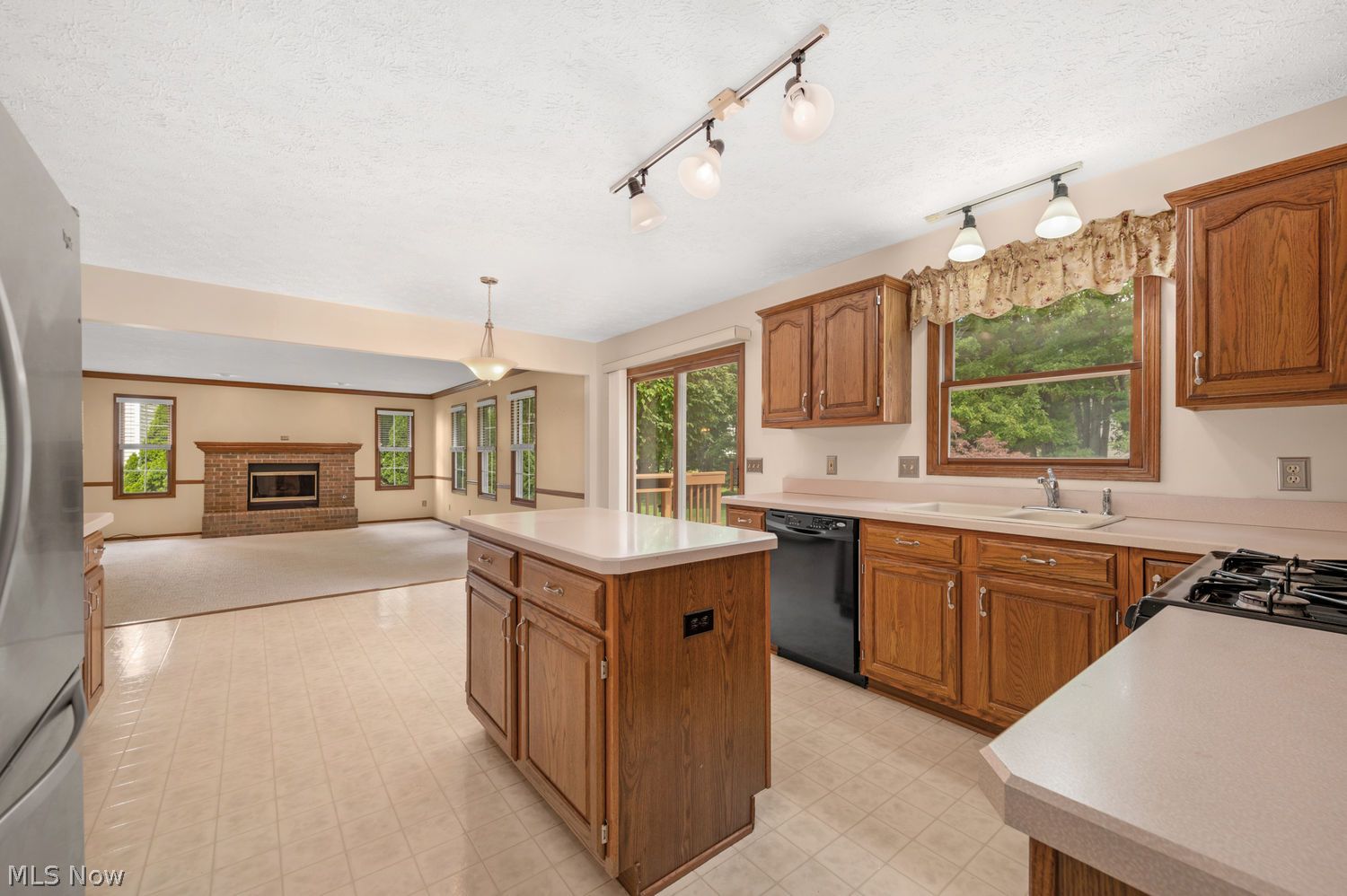 19889 Stoughton Drive Strongsville OH 44149