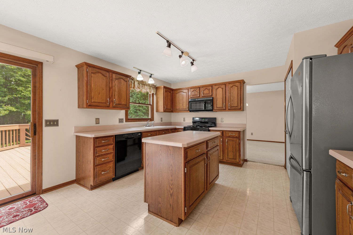 19889 Stoughton Drive Strongsville OH 44149