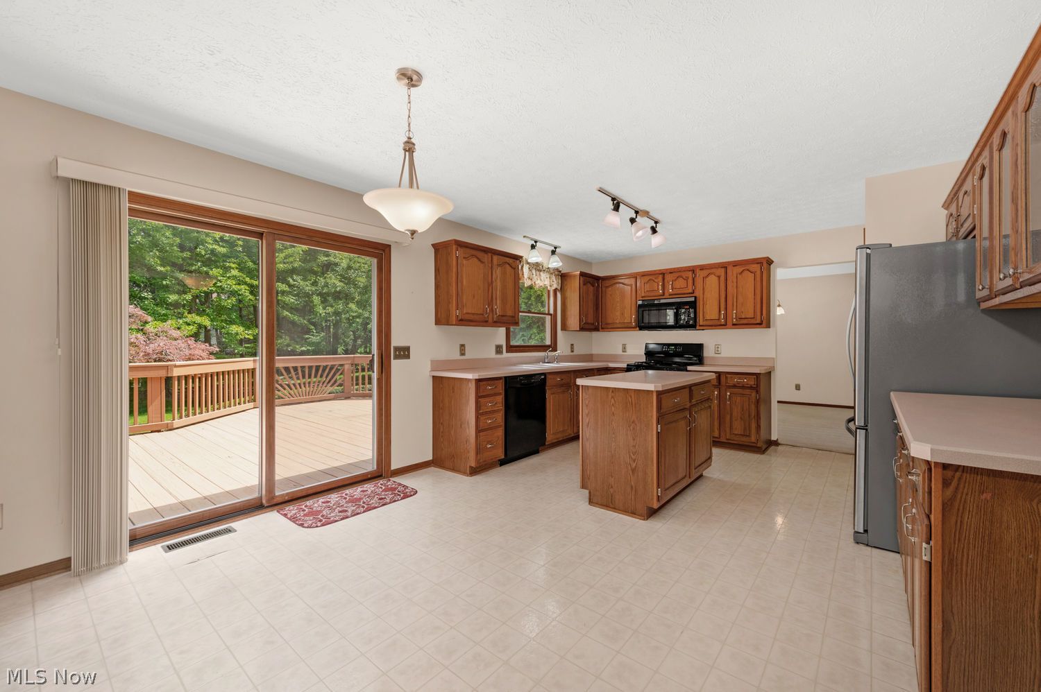 19889 Stoughton Drive Strongsville OH 44149