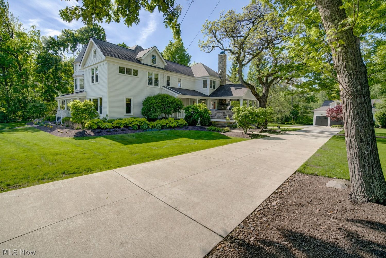 63 E Summit Street Chagrin Falls OH 44022