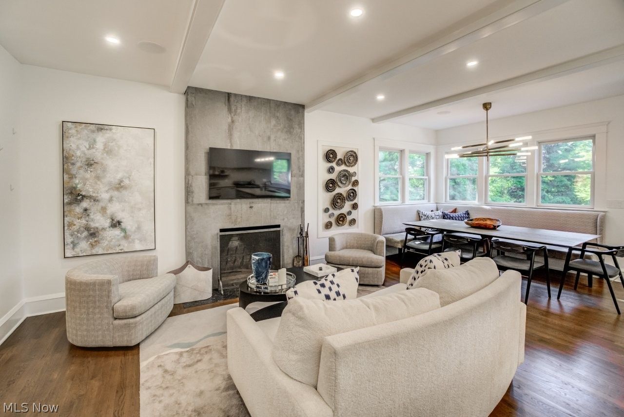 63 E Summit Street Chagrin Falls OH 44022