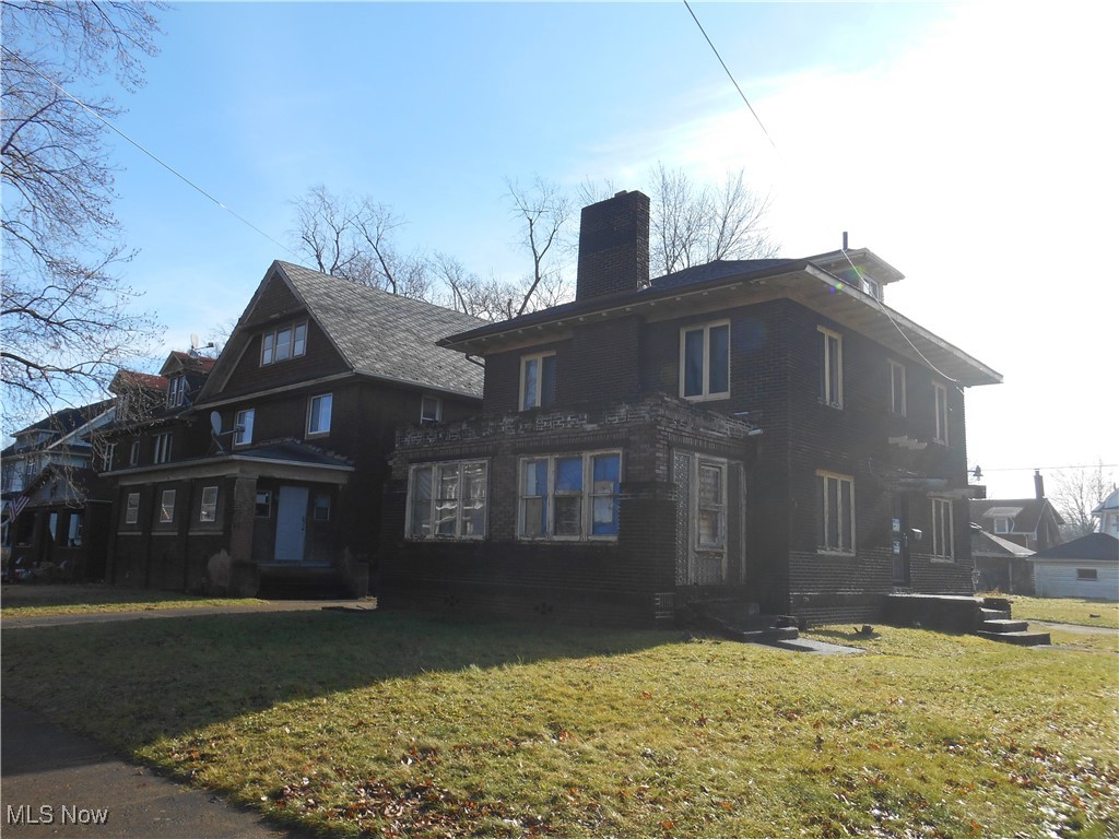 1683 Juanita Avenue Youngstown OH 44504