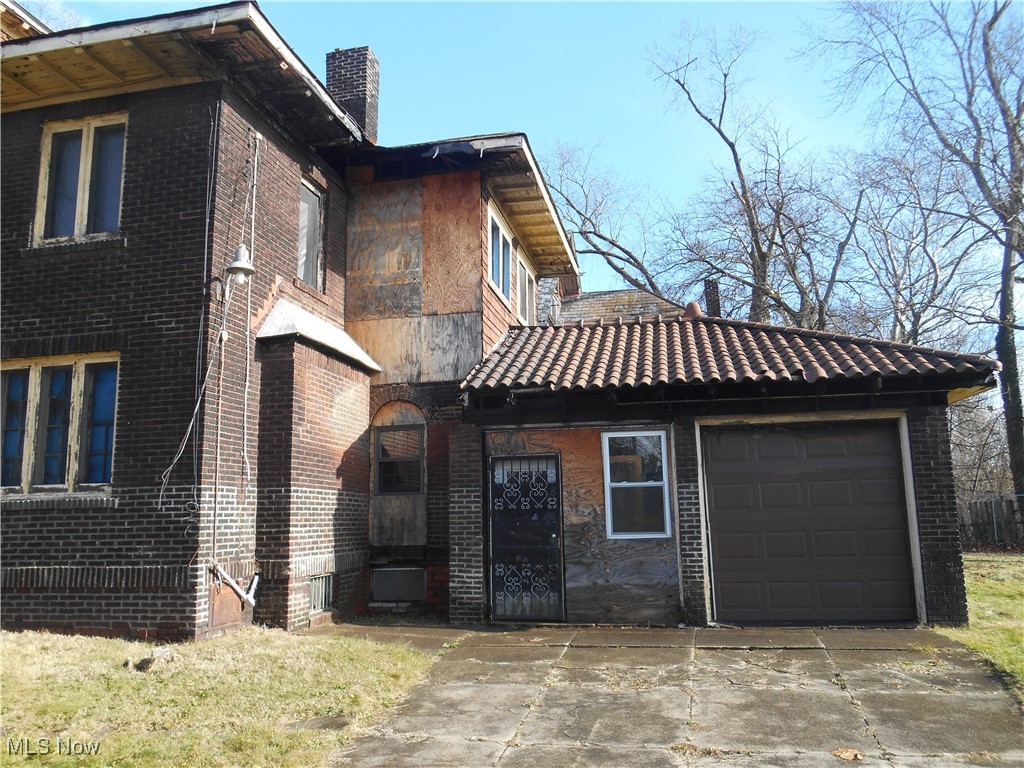 1683 Juanita Avenue Youngstown OH 44504
