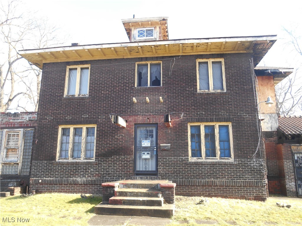 1683 Juanita Avenue Youngstown OH 44504