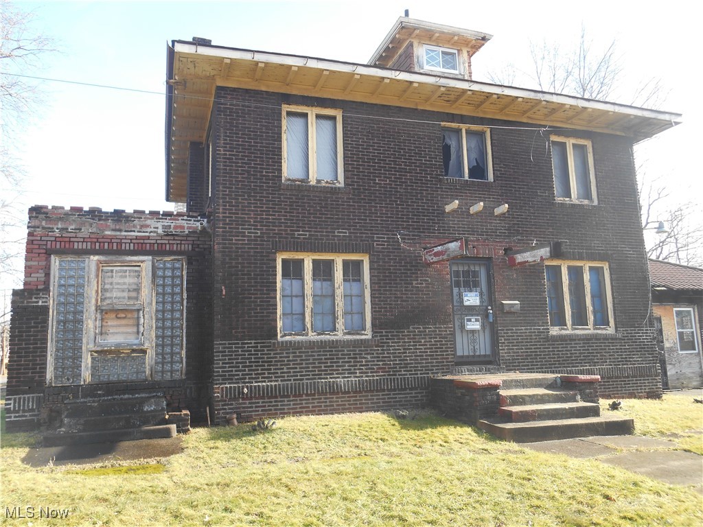 1683 Juanita Avenue Youngstown OH 44504