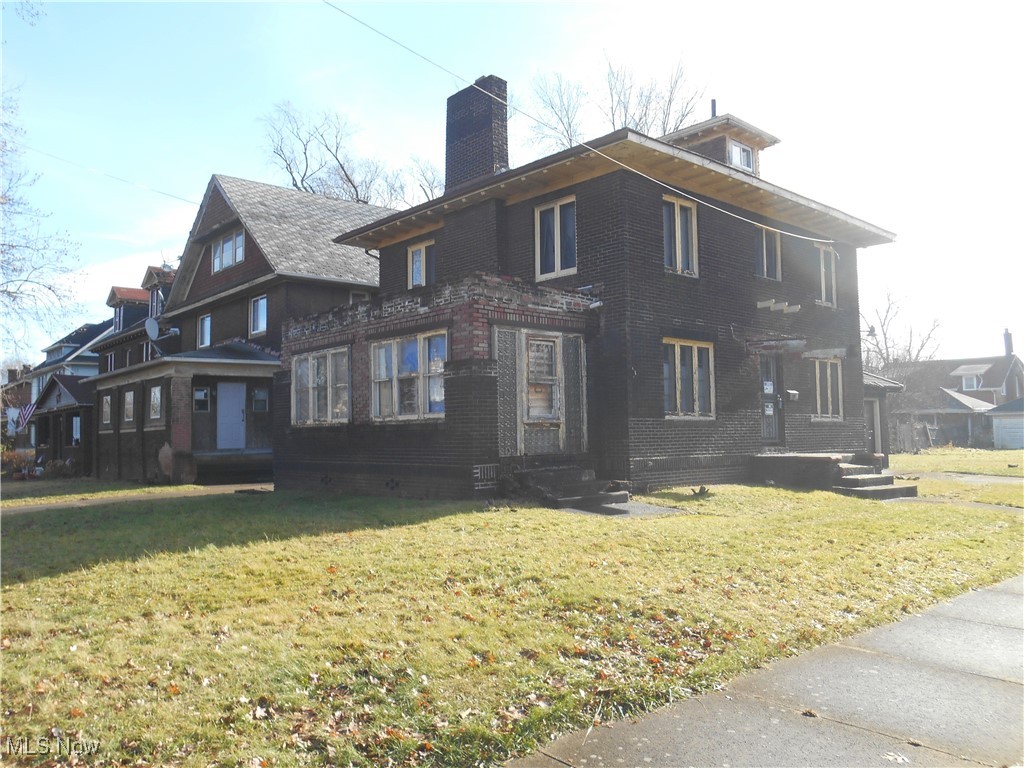 1683 Juanita Avenue Youngstown OH 44504