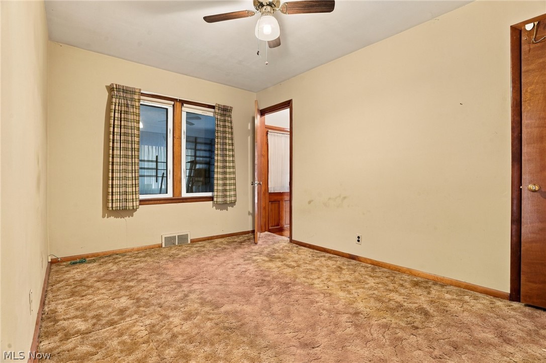 819 E 261st Street Euclid OH 44132