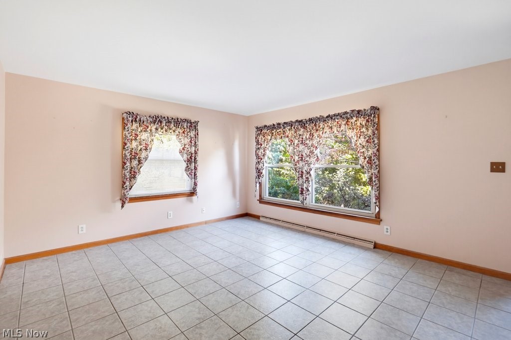 1170 Auburn Avenue Barberton OH 44203