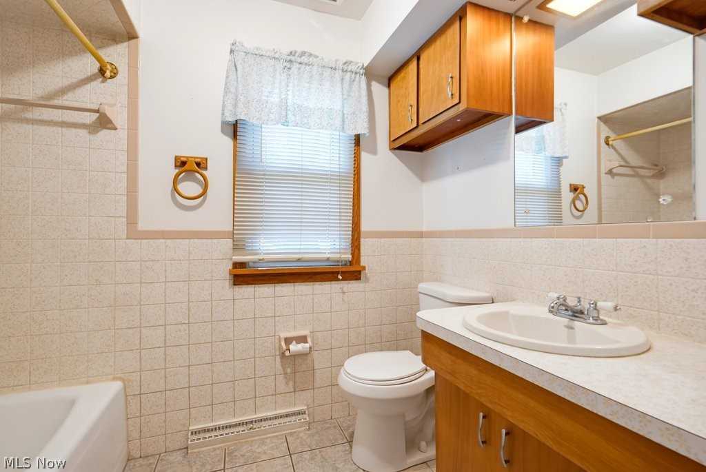 1170 Auburn Avenue Barberton OH 44203