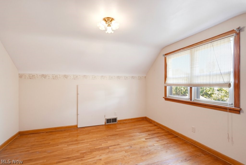 1170 Auburn Avenue Barberton OH 44203