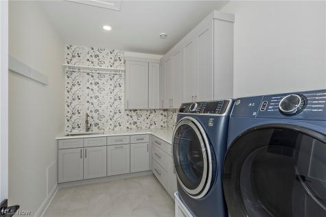 45 Sterncrest Drive Moreland Hills OH 44022