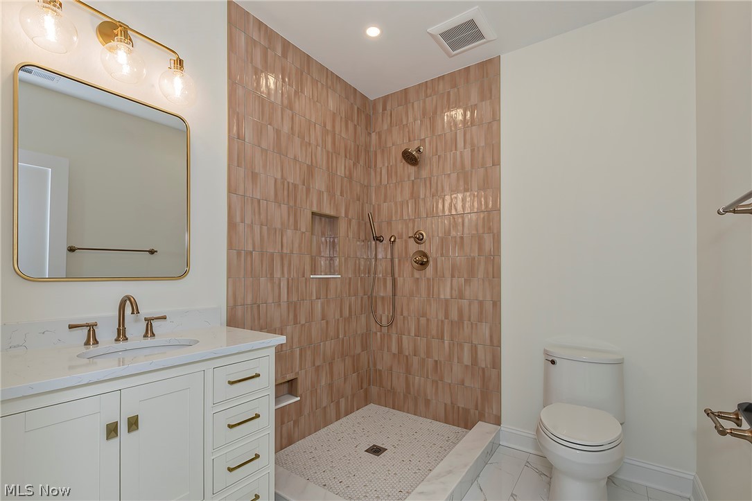 45 Sterncrest Drive Moreland Hills OH 44022