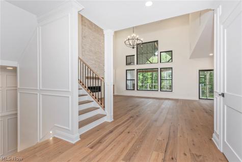 45 Sterncrest Drive Moreland Hills OH 44022