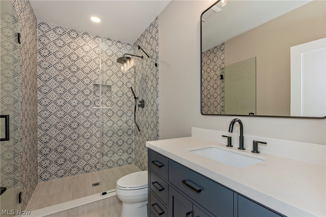 45 Sterncrest Drive Moreland Hills OH 44022