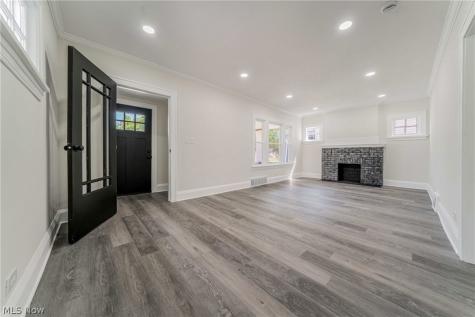 3366 Tullamore Road Cleveland Heights OH 44118
