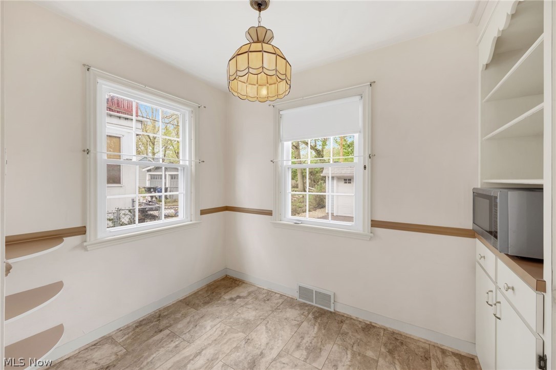 1132 Yellowstone Road Cleveland Heights OH 44121