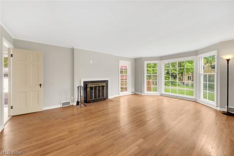 1132 Yellowstone Road Cleveland Heights OH 44121