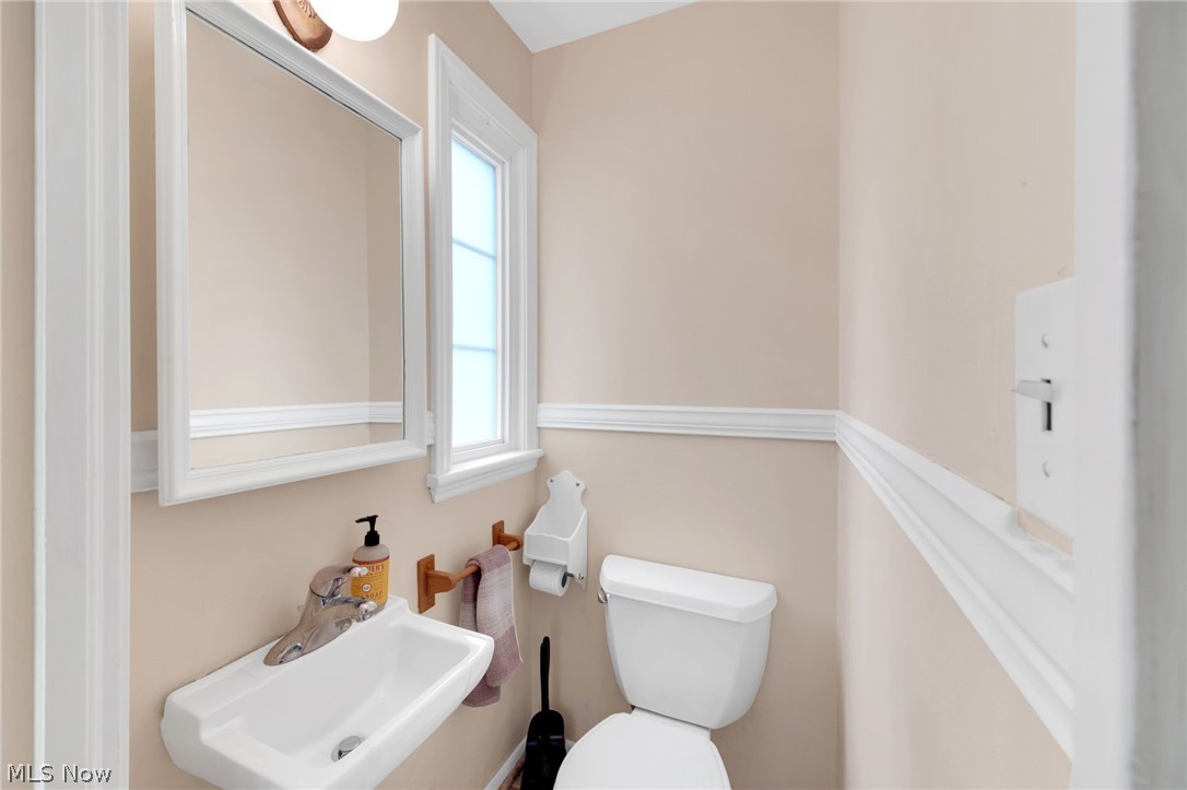 1132 Yellowstone Road Cleveland Heights OH 44121