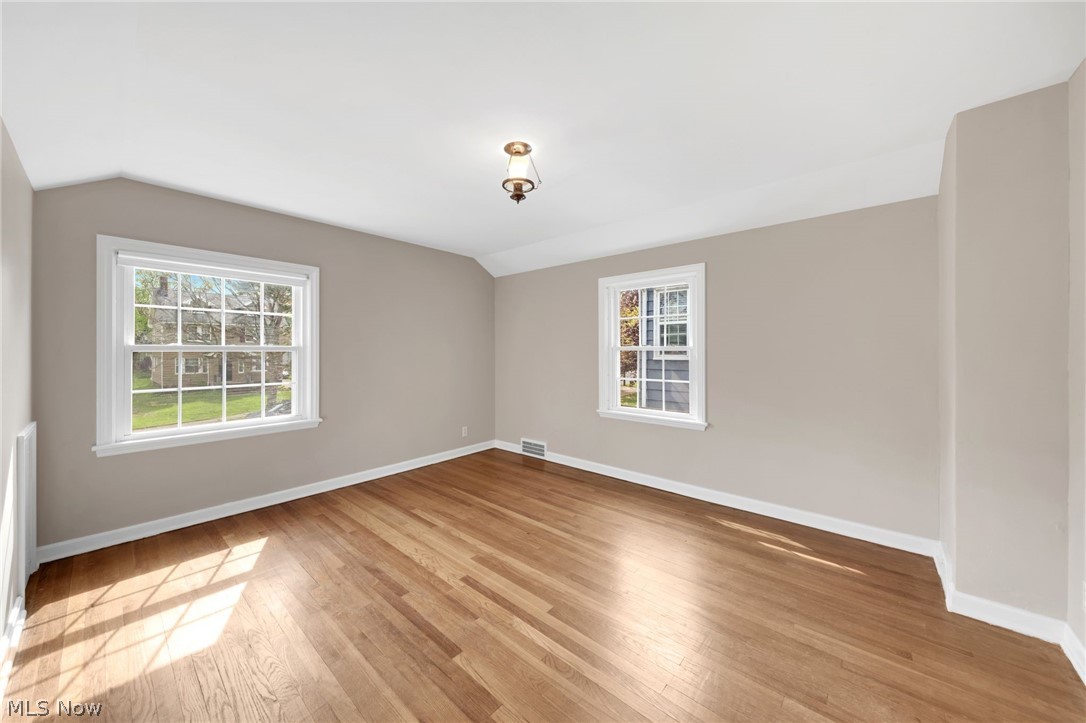 1132 Yellowstone Road Cleveland Heights OH 44121