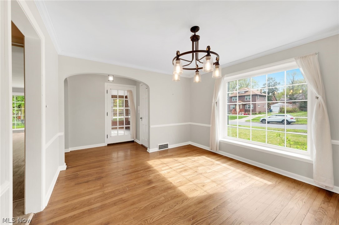 1132 Yellowstone Road Cleveland Heights OH 44121