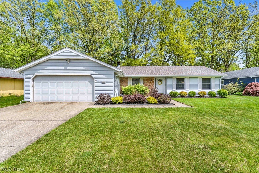 6151 Hickory Trail North Ridgeville OH 44039