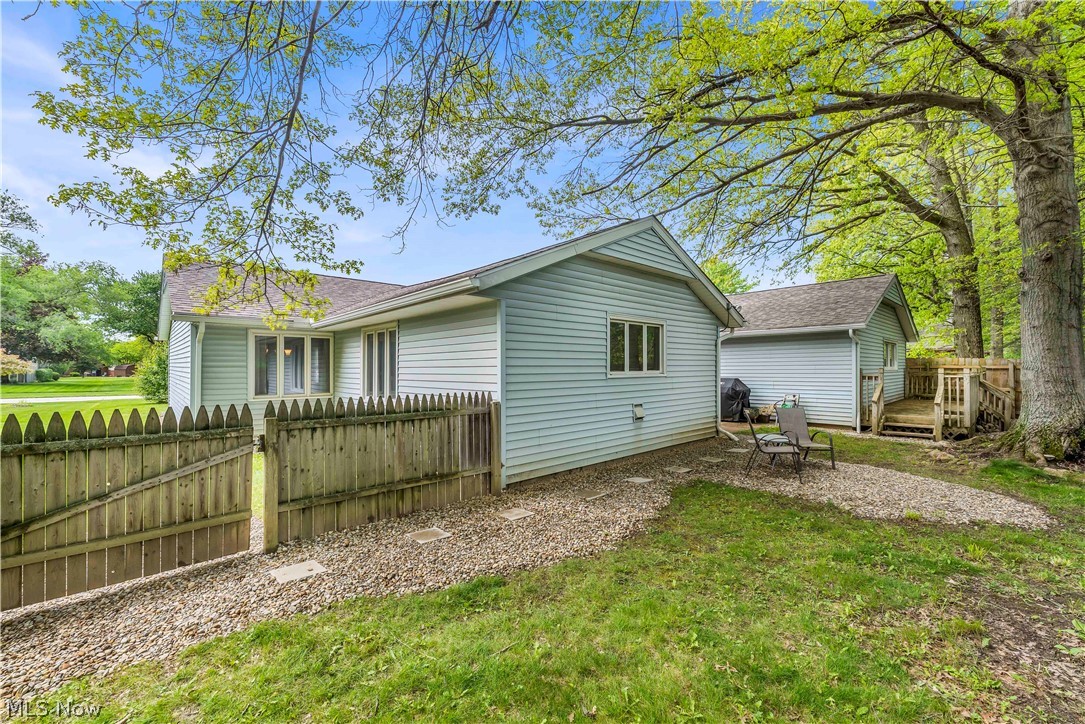 6151 Hickory Trail North Ridgeville OH 44039