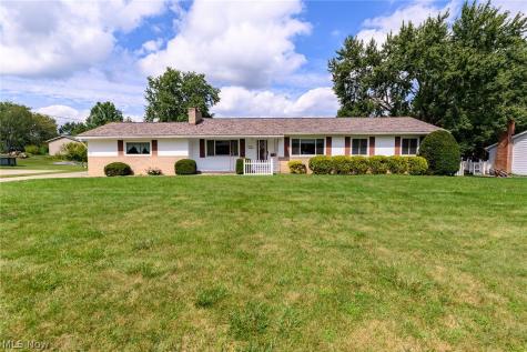 3341 Linden Street NW Uniontown OH 44685