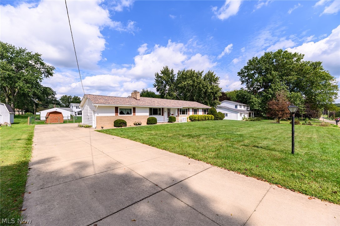 3341 Linden Street NW Uniontown OH 44685