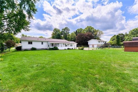 3341 Linden Street NW Uniontown OH 44685
