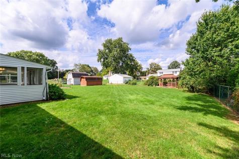 3341 Linden Street NW Uniontown OH 44685