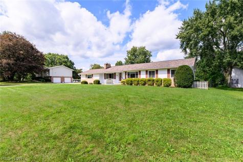 3341 Linden Street NW Uniontown OH 44685