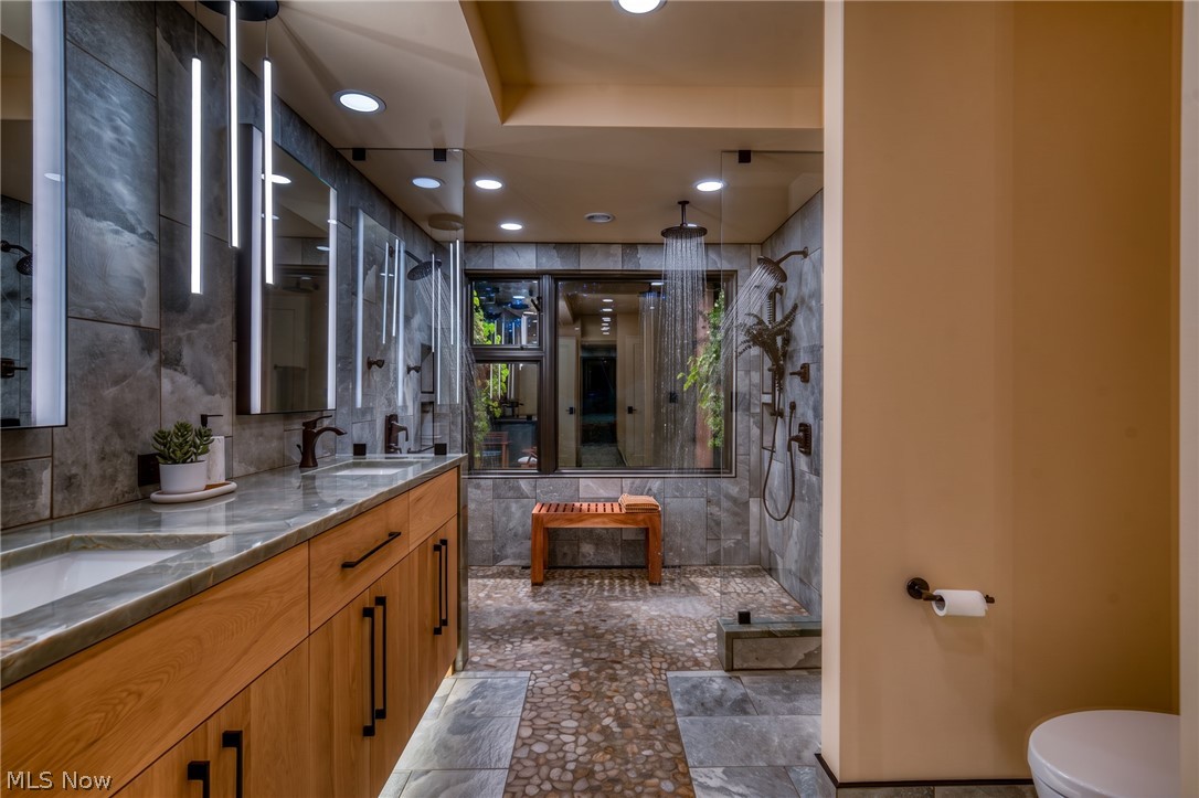 6915 Eagle Road Waite Hill OH 44094
