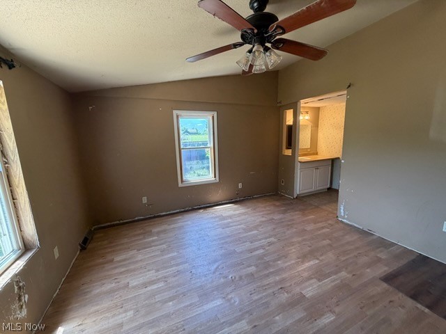 3618 Columbiana Road New Springfield OH 44443