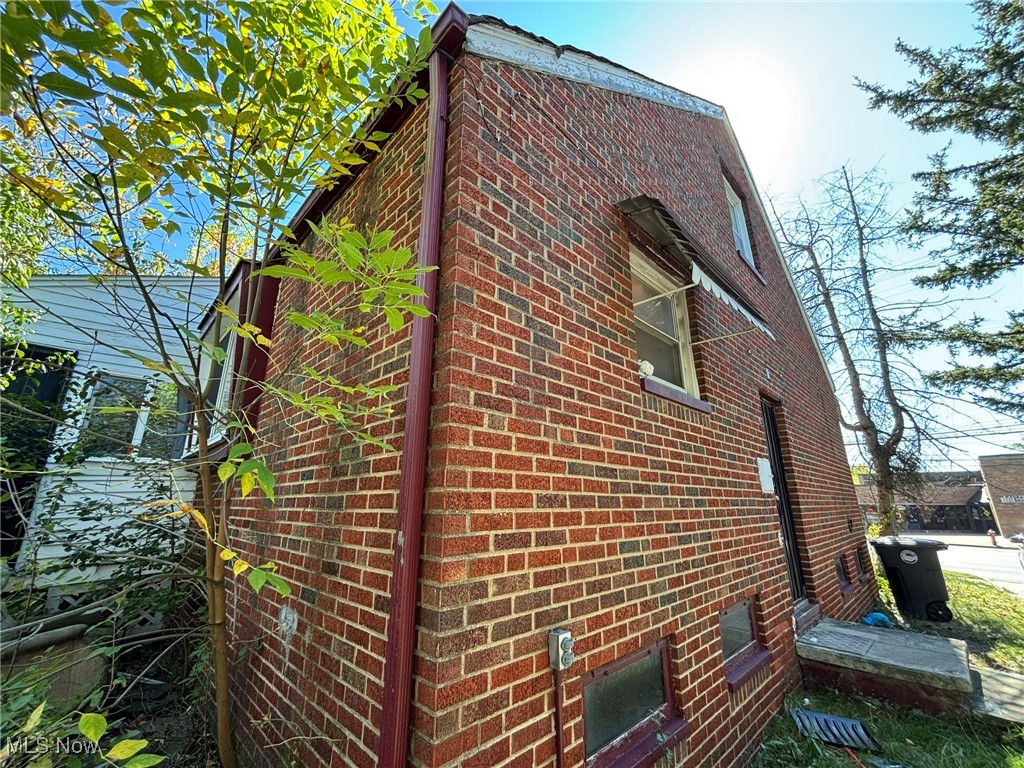 16909 Harvard Avenue Cleveland OH 44128