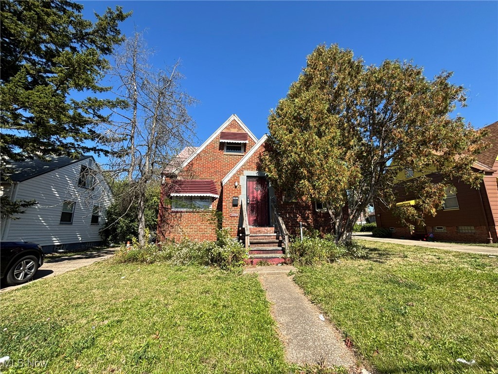 16909 Harvard Avenue Cleveland OH 44128
