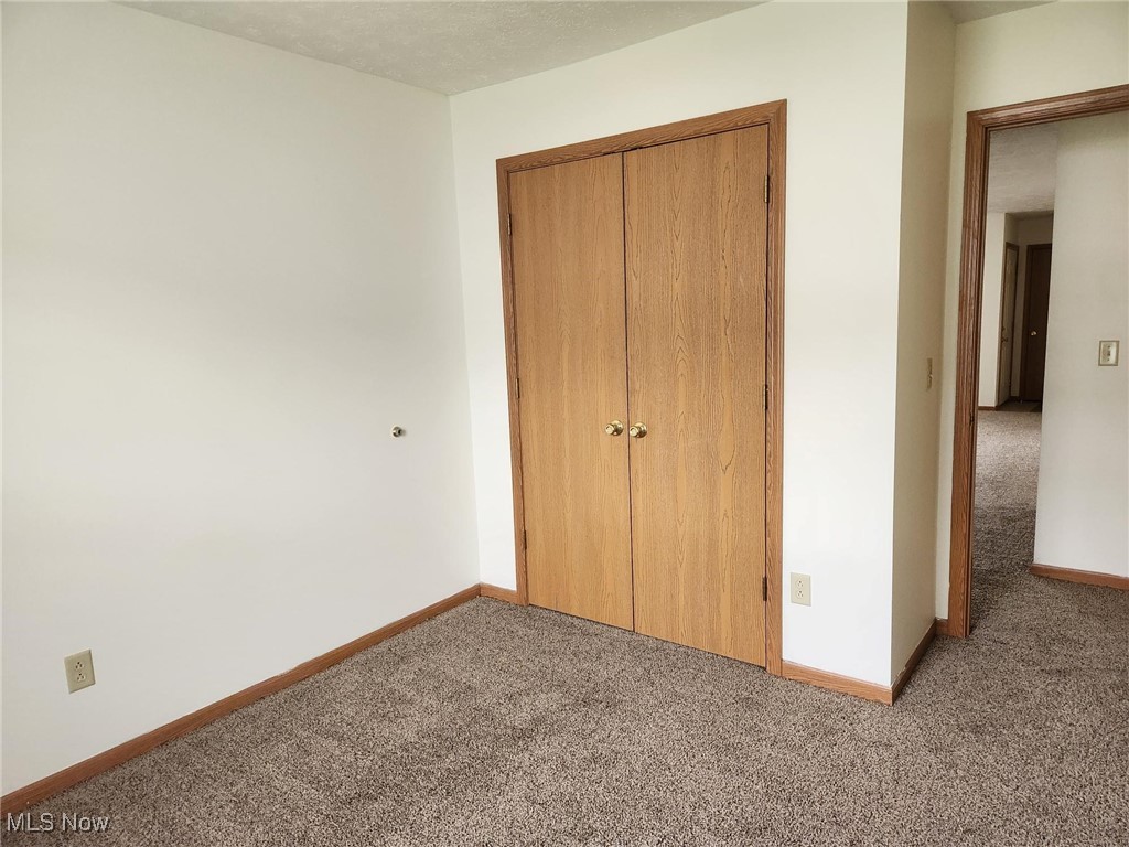2831 Benford Lane Youngstown OH 44505