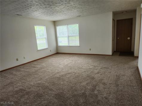 2831 Benford Lane Youngstown OH 44505