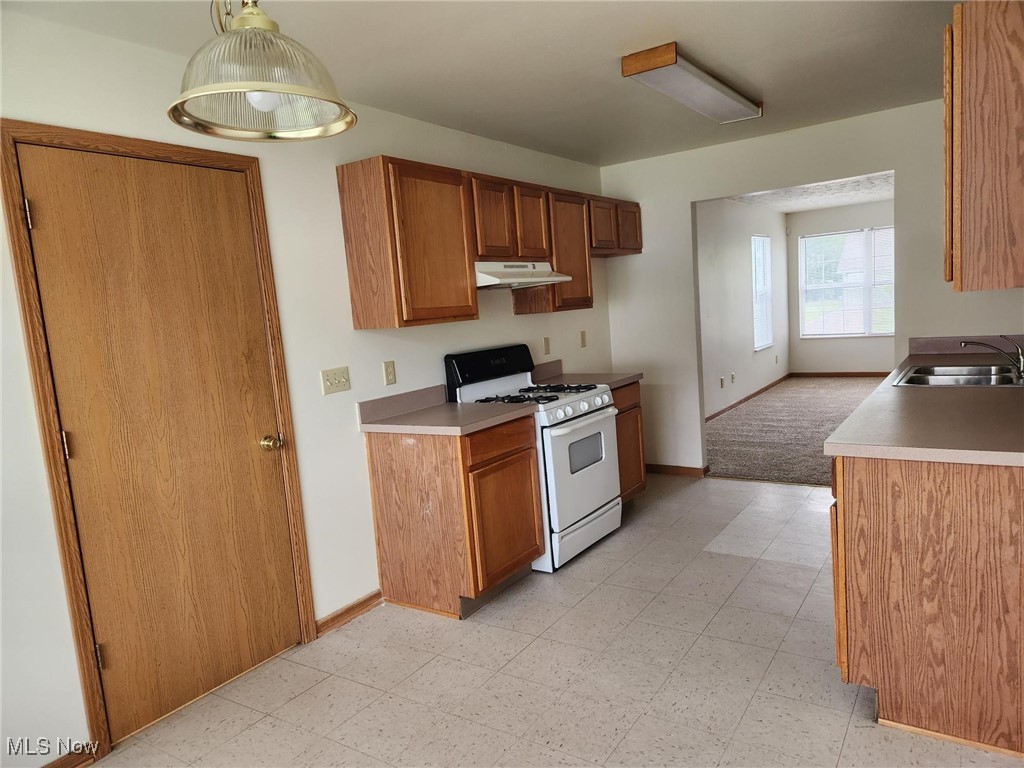 2831 Benford Lane Youngstown OH 44505