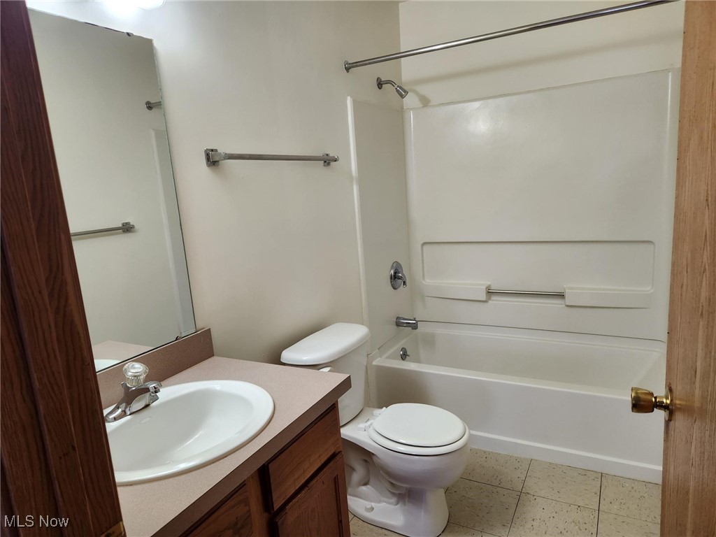 2831 Benford Lane Youngstown OH 44505