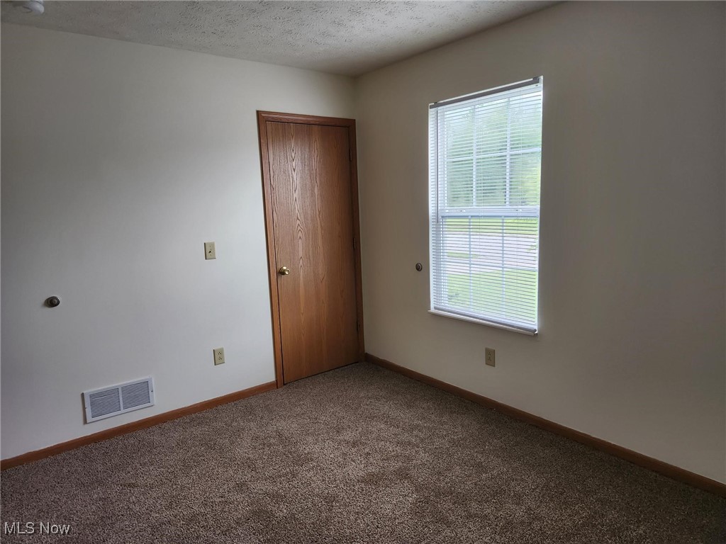 2831 Benford Lane Youngstown OH 44505