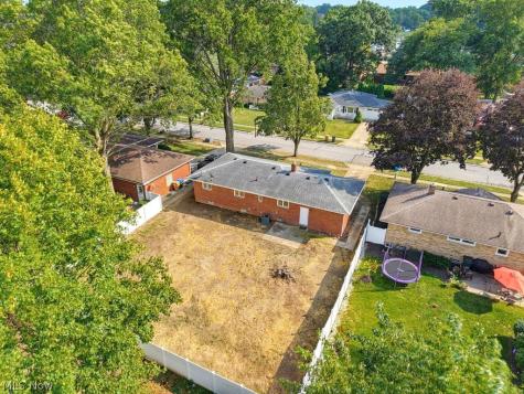 127 Alameda Avenue Cuyahoga Falls OH 44221