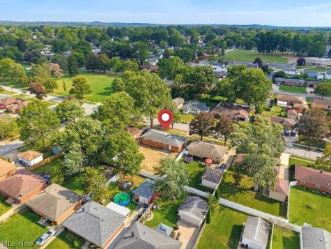 127 Alameda Avenue Cuyahoga Falls OH 44221