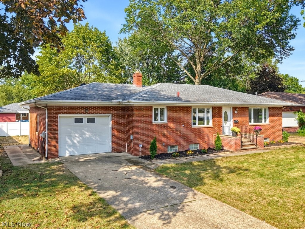 127 Alameda Avenue Cuyahoga Falls OH 44221