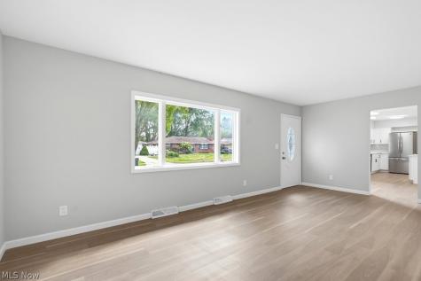 127 Alameda Avenue Cuyahoga Falls OH 44221