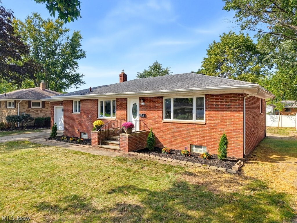 127 Alameda Avenue Cuyahoga Falls OH 44221
