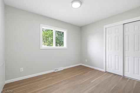 127 Alameda Avenue Cuyahoga Falls OH 44221